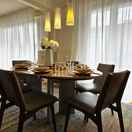 T4- Centre Ville- Parking Prive