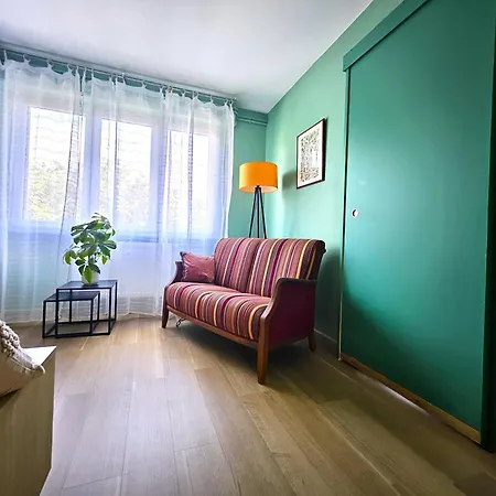 Apartment T4- Centre Ville- Parking Prive *