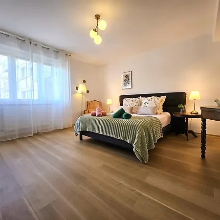 Apartamento T4- Centre Ville- Parking Prive