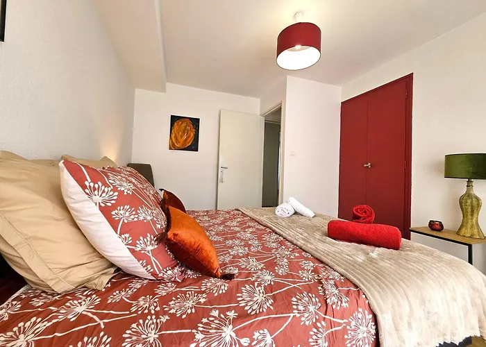 Appartement T4- Centre Ville- Parking Prive